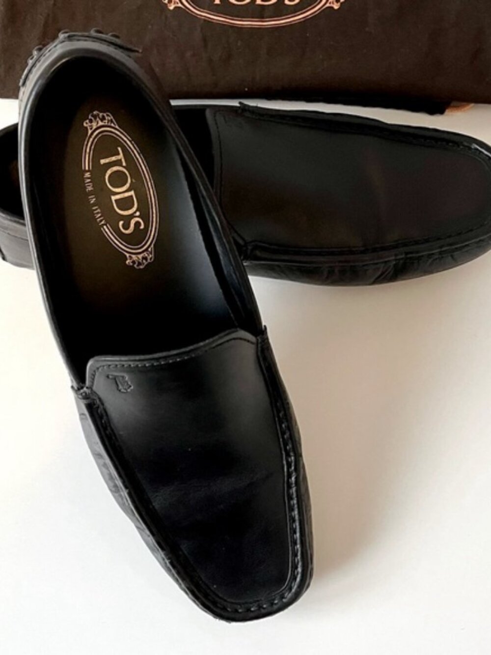 Tod’s Gommino Black Leather Driving Loafers UK 8.5